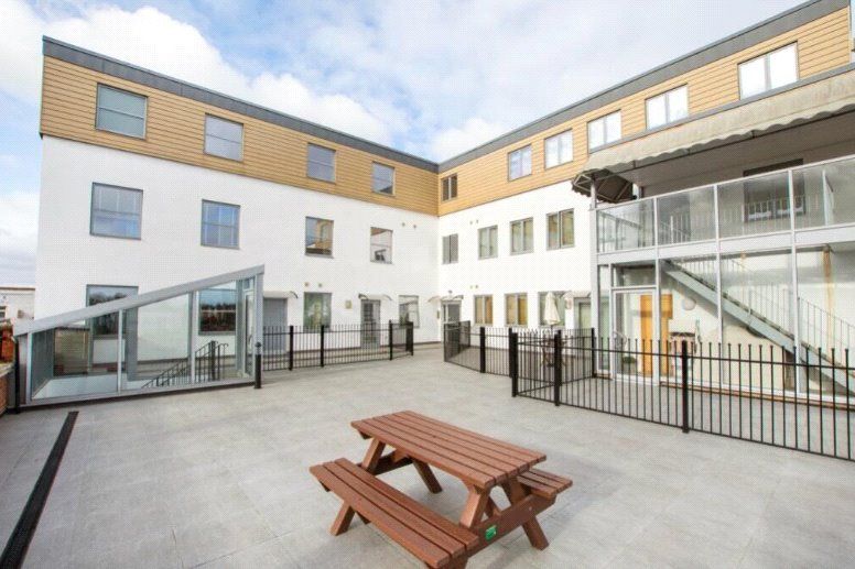 Property photo 1 of 11 External