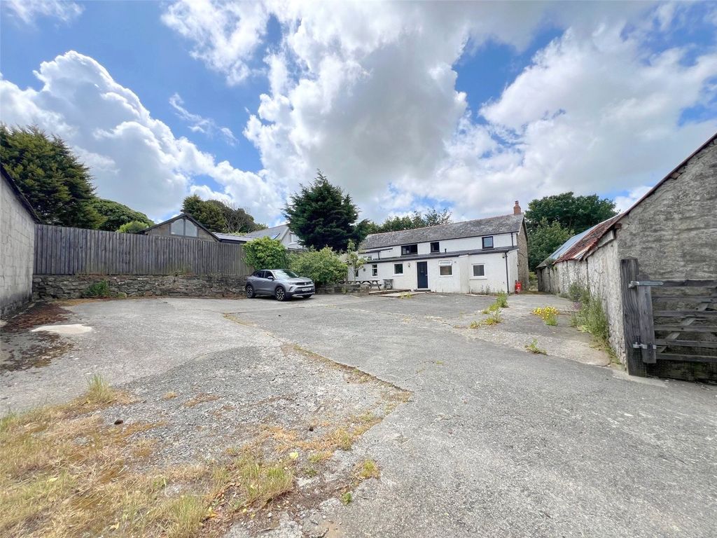 Property photo 2 of 49 Picture No. 37