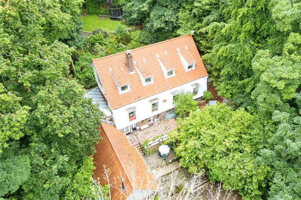 Property photo 2 of 30 Picture No. 51