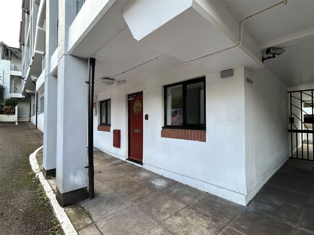 Property photo 1 of 8 Picture No. 01