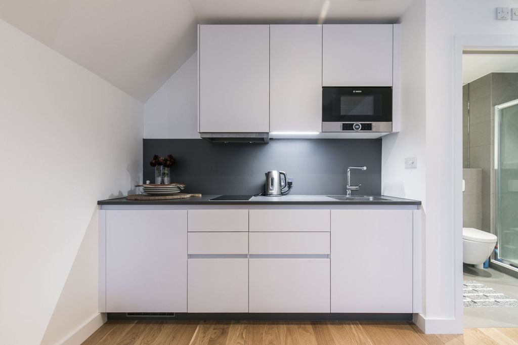 Property photo 1 of 11 Kitchen