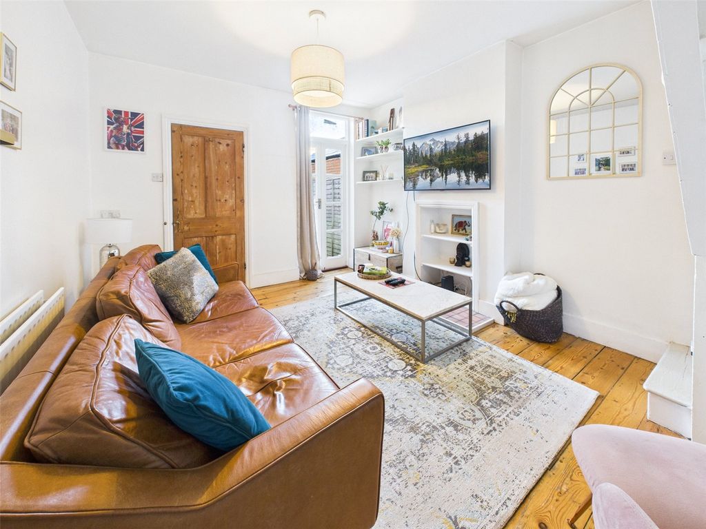 Property photo 2 of 16 Picture No. 05