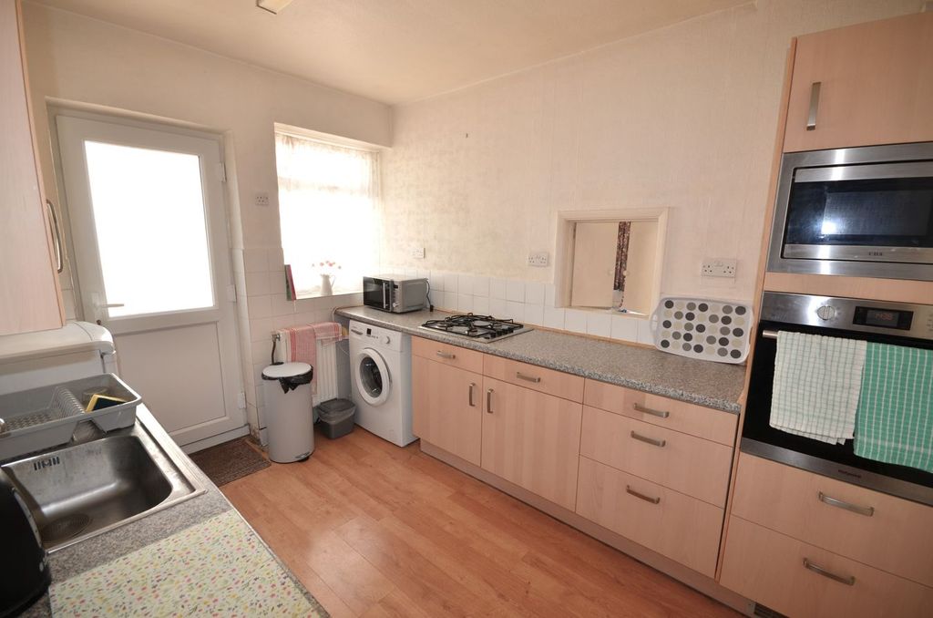 Property photo 3 of 15