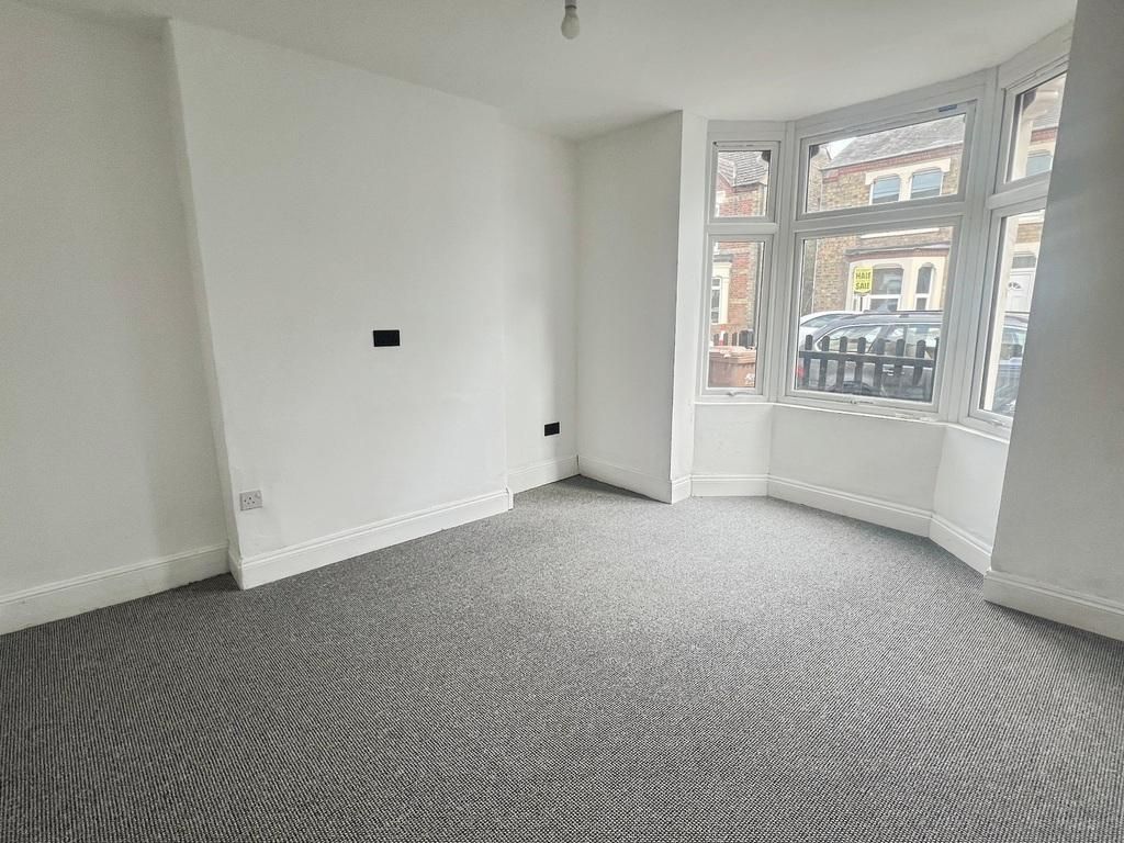 Property photo 3 of 16 Photo 3