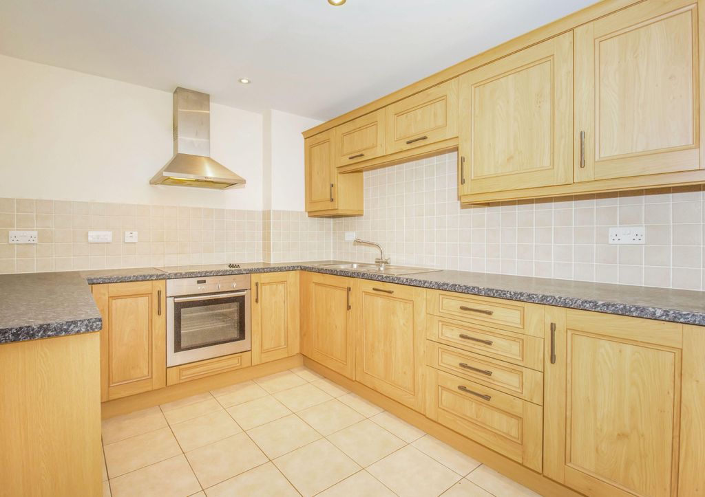 Property photo 1 of 9 Image