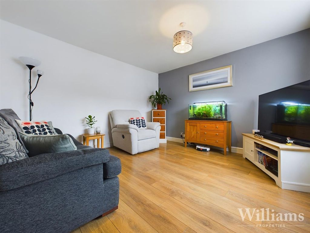 Property photo 2 of 11 Cam04950G0-Pr0012-Still002.Jpg