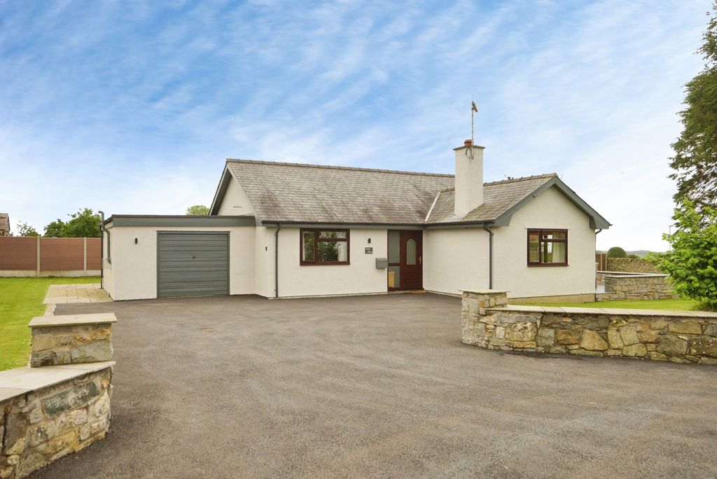 Property photo 1 of 20 Pbox-Img.Jpg