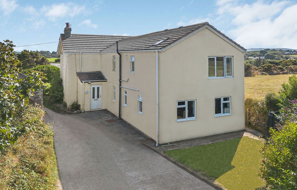 Property photo 1 of 33