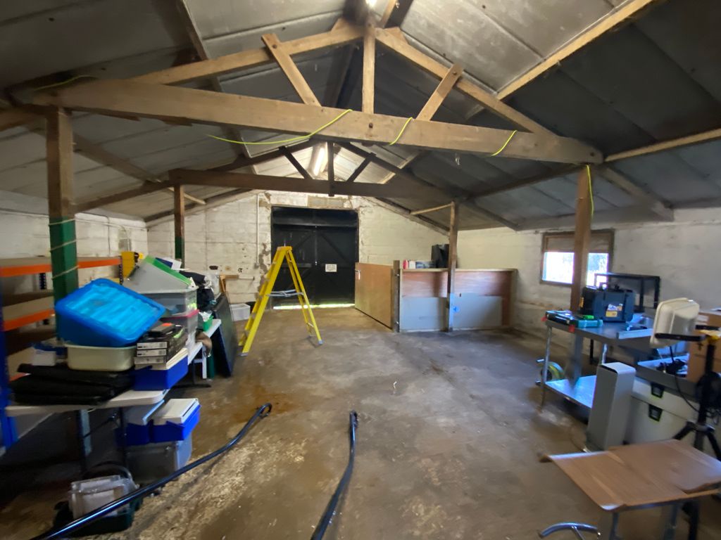 Property photo 3 of 5