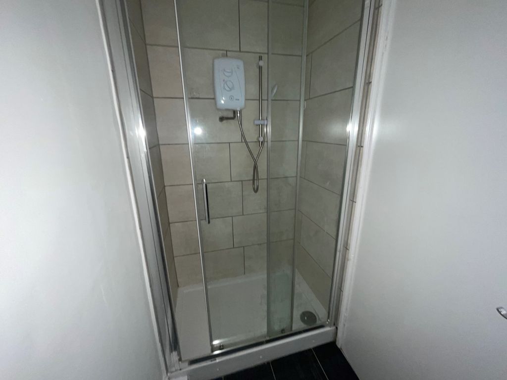 Property photo 3 of 6 2