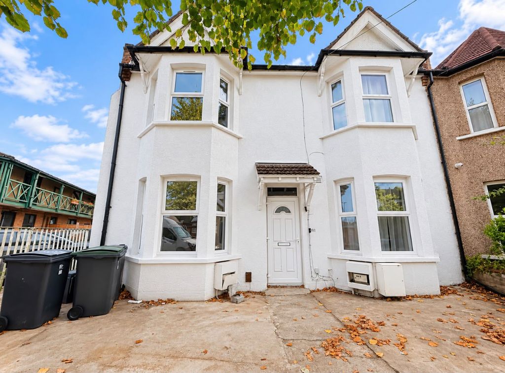 Property photo 1 of 26