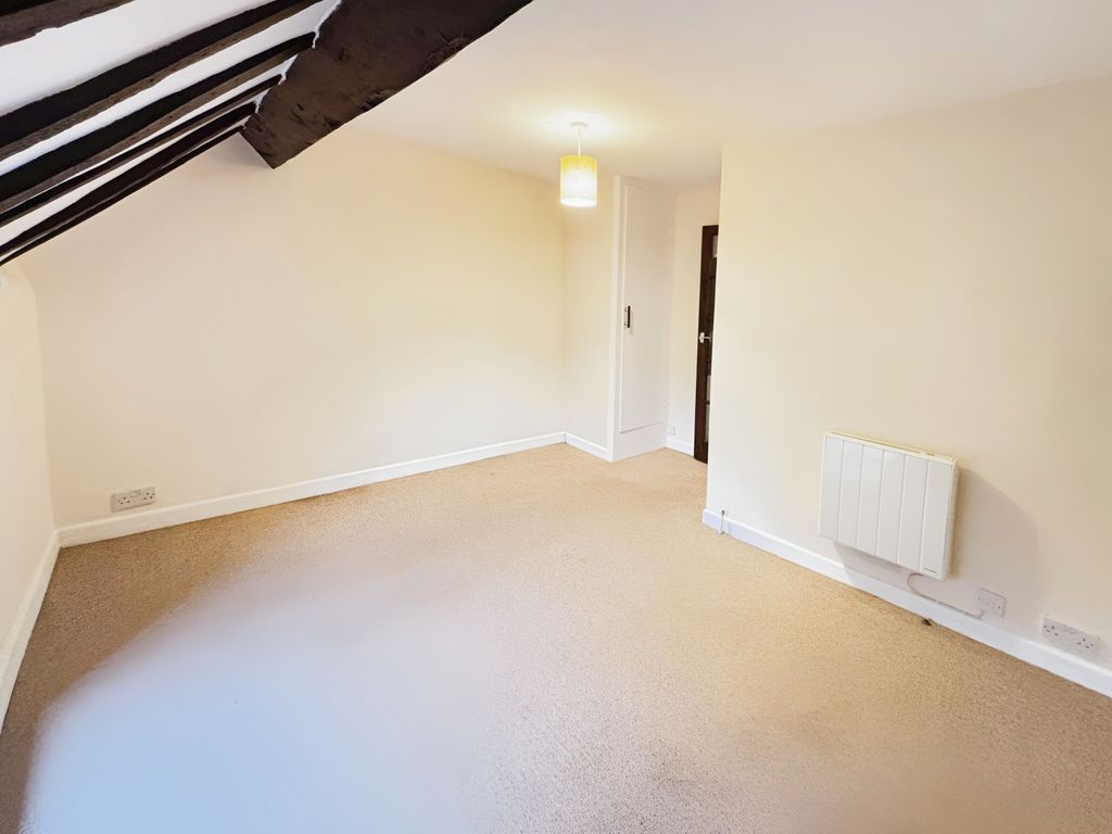 Property photo 3 of 10 7Bcf1885-09d7A6c9-B469-4d30-97E2-479cc4A2d606