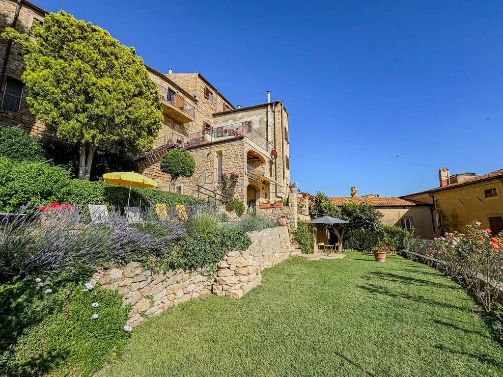 Property photo 1 of 52