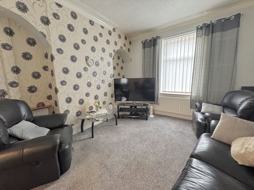Property photo 2 of 16 Img_2297