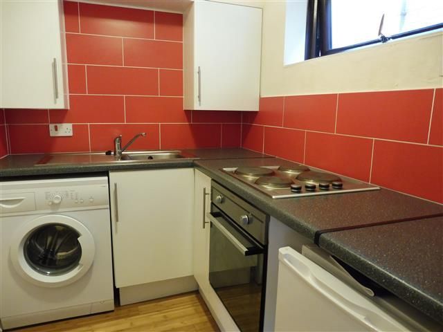 Property photo 2 of 4 Kitchen