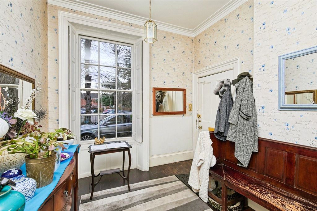 Property photo 3 of 38 Picture No. 15