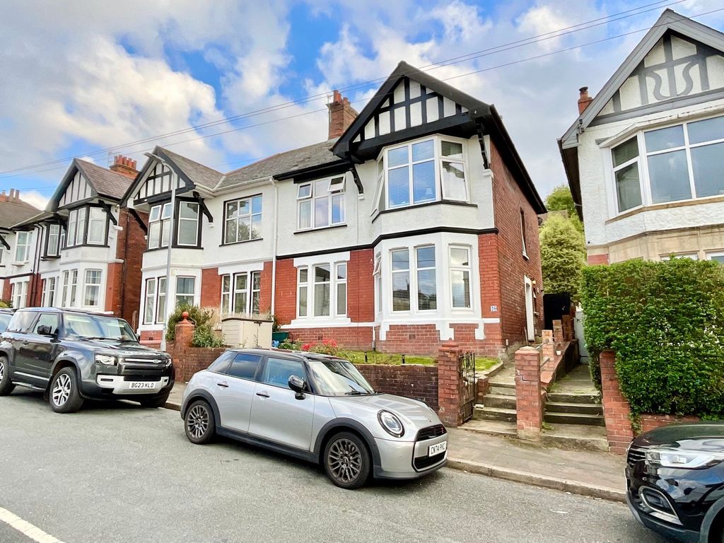 Property photo 2 of 22