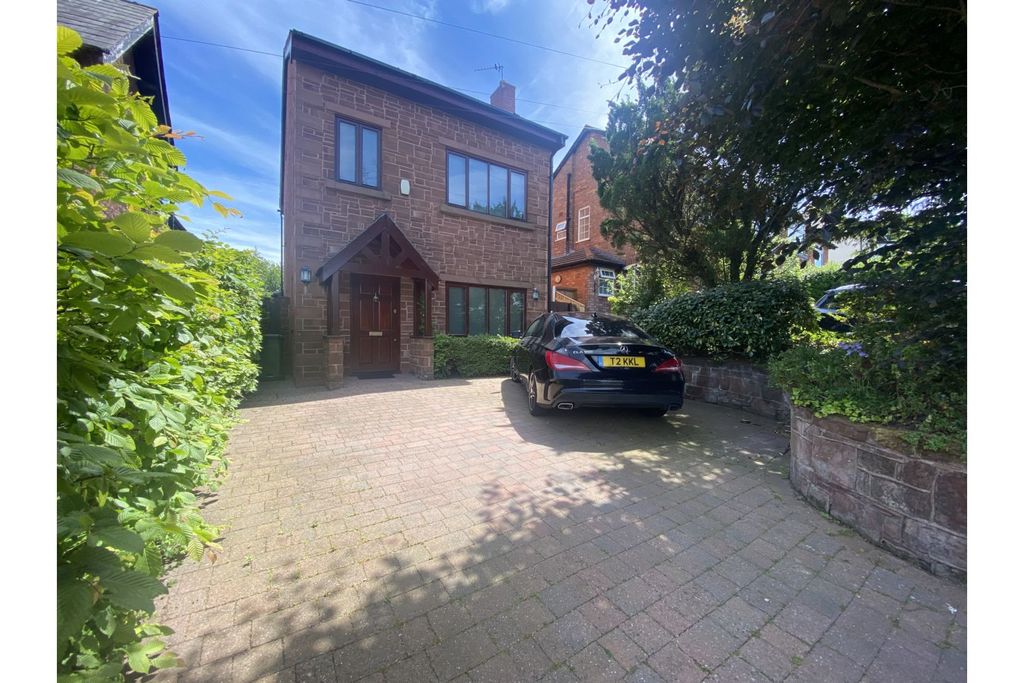 Property photo 1 of 13 Front