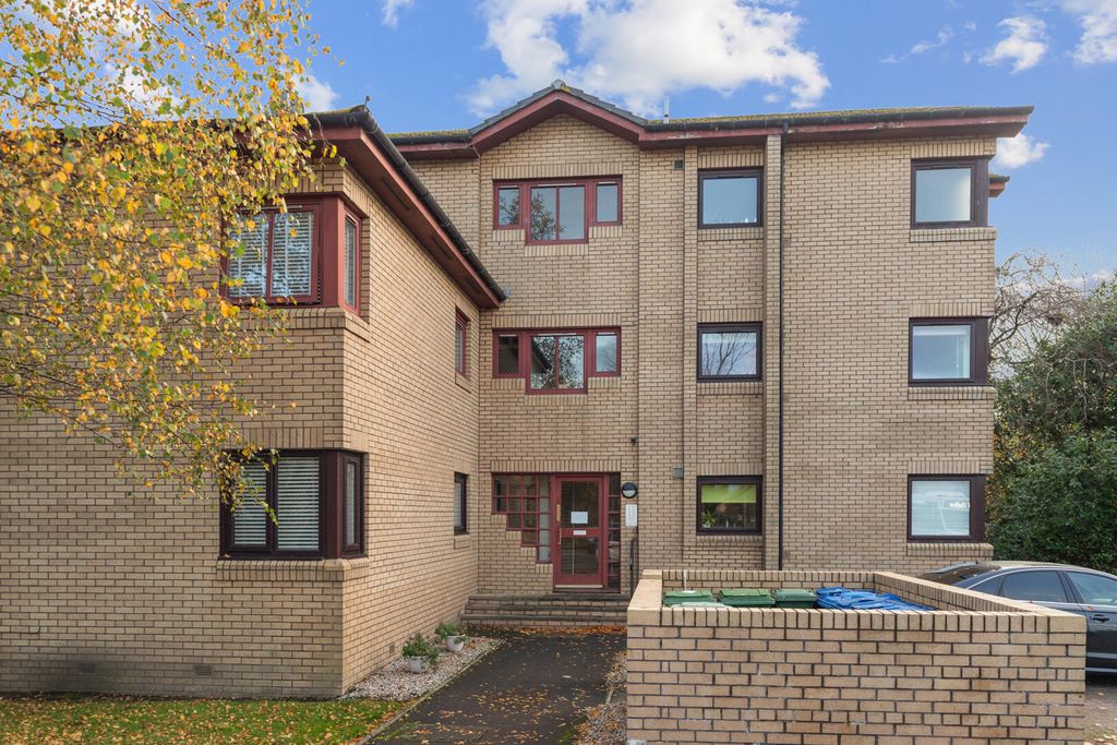 Property photo 2 of 24 Front (Exterior)