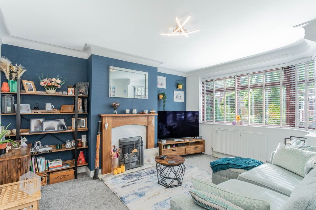 Property photo 2 of 29