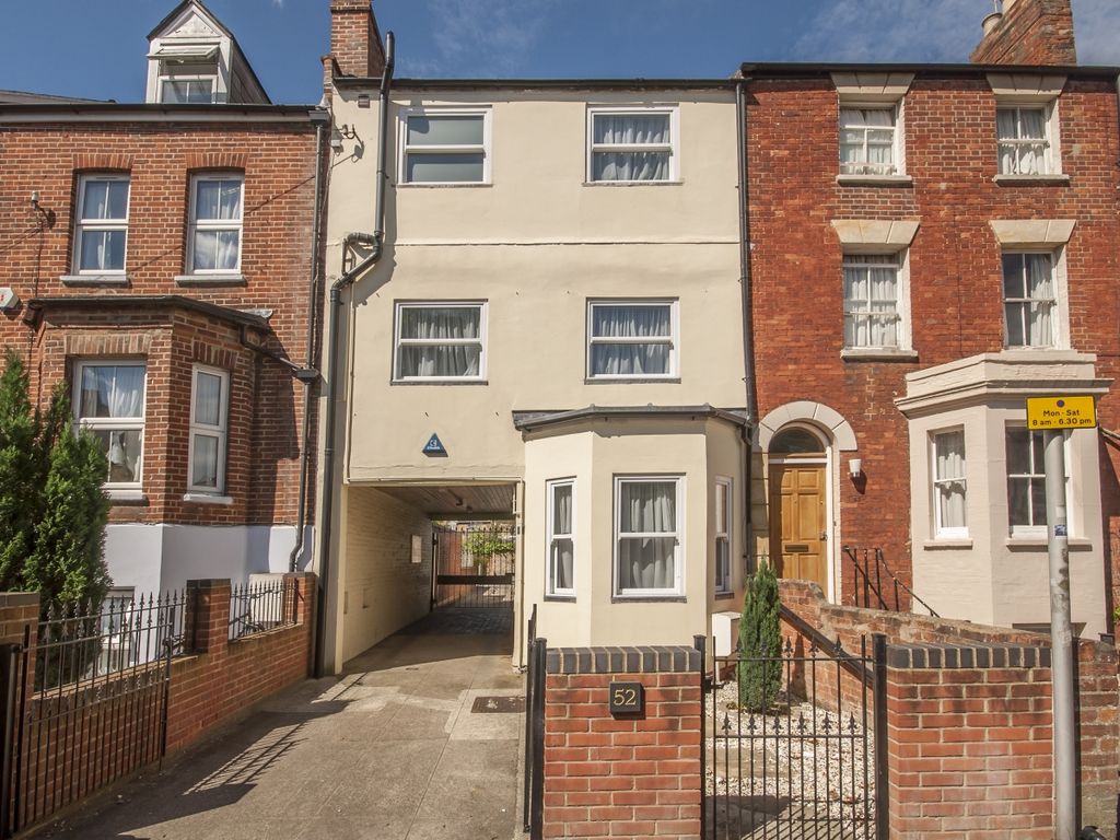 Property photo 3 of 9 External2