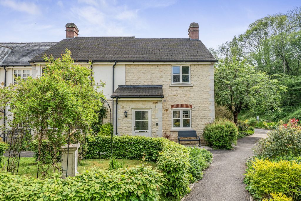 Property photo 1 of 23