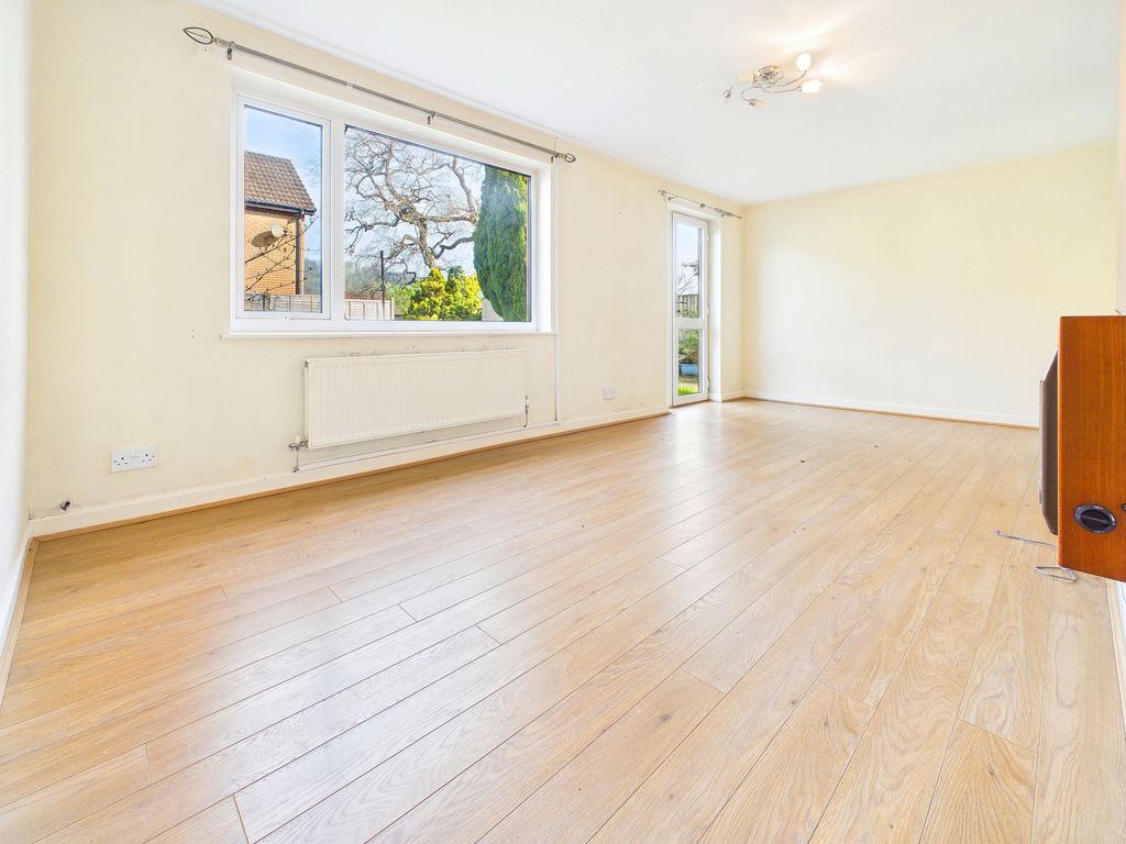 Property photo 3 of 21