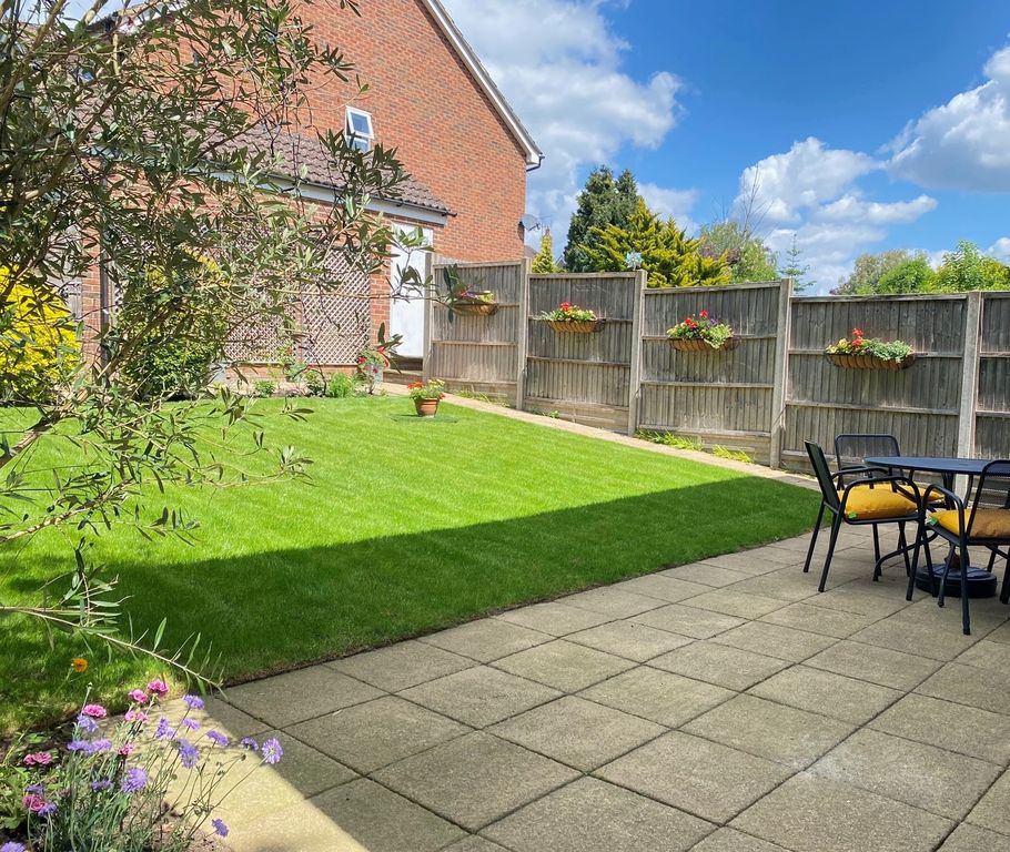 Property photo 2 of 19 Garden