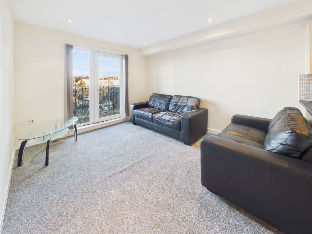 Property photo 2 of 13