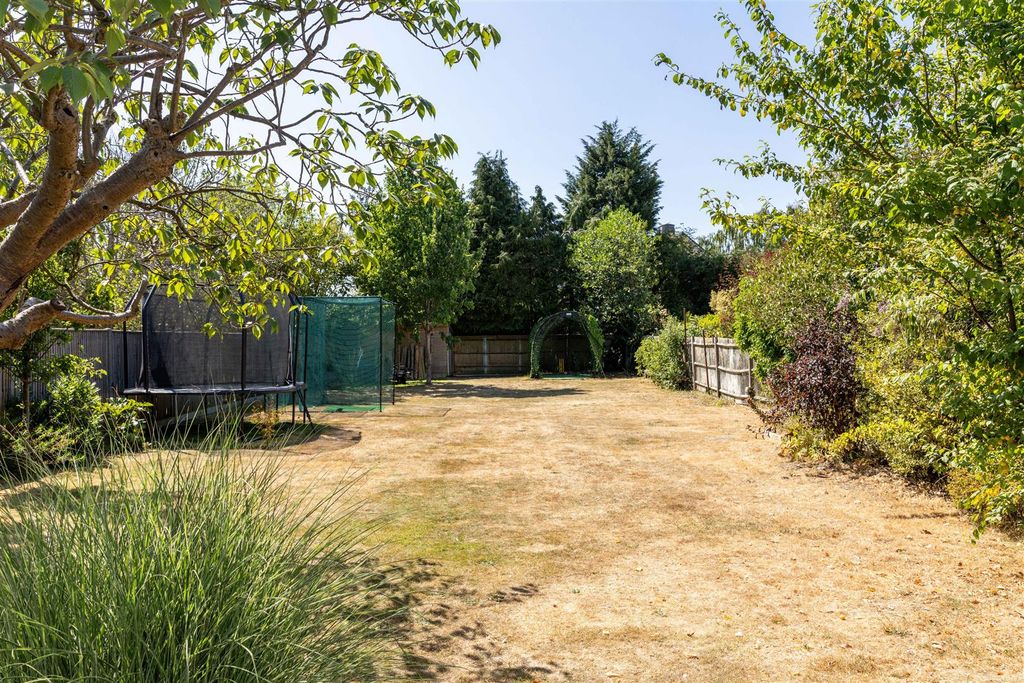 Property photo 3 of 36
