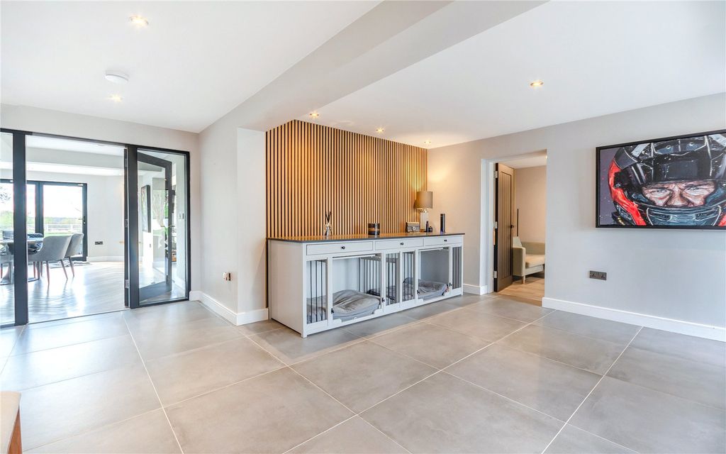 Property photo 3 of 26 Reception Hall