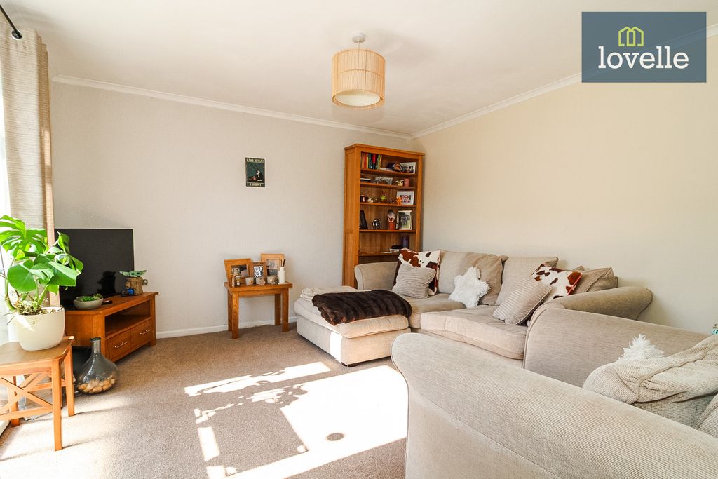 Property photo 3 of 22