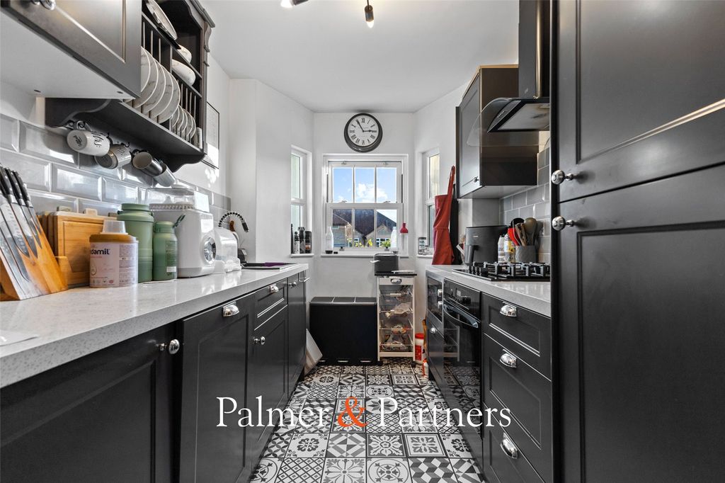 Property photo 2 of 24 Picture No. 22