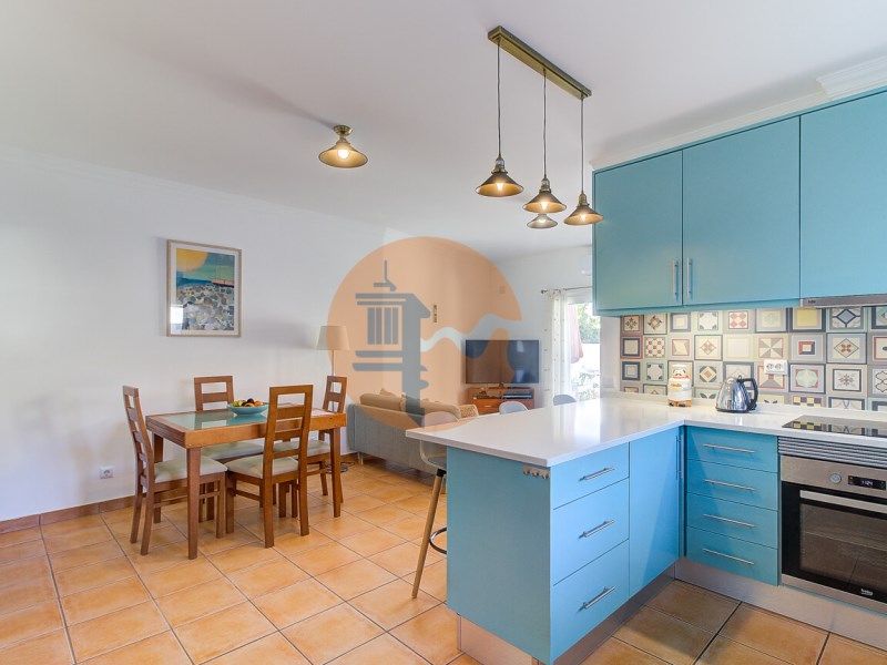 Property photo 3 of 48