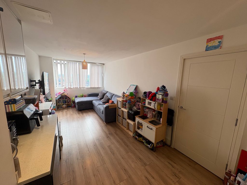 Property photo 1 of 7 Image