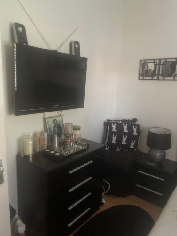 Property photo 2 of 2