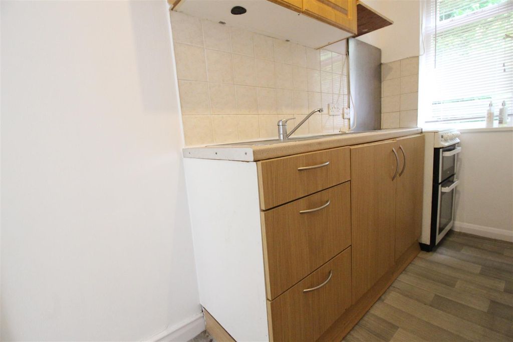 Property photo 3 of 10 Img_1110.Jpg