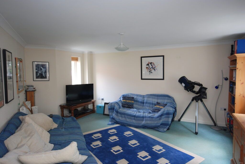 Property photo 2 of 12