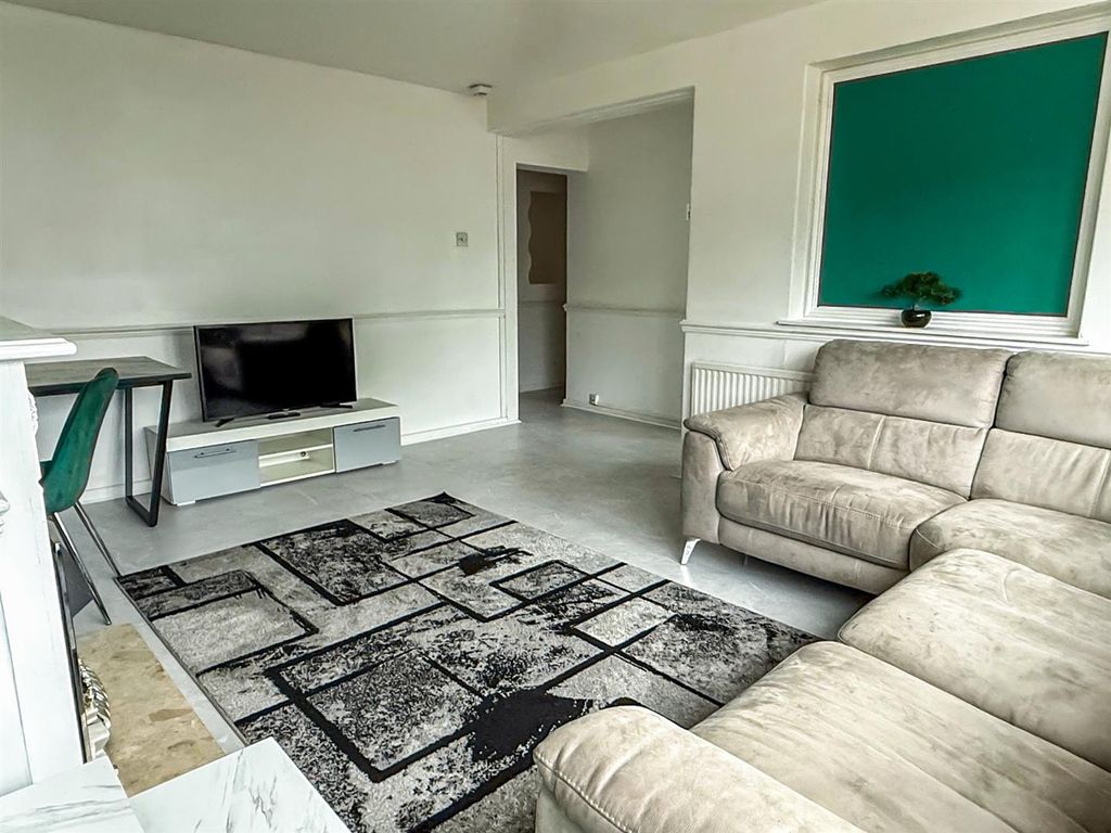 Property photo 1 of 11 Open Plan Lounge Dining Room
