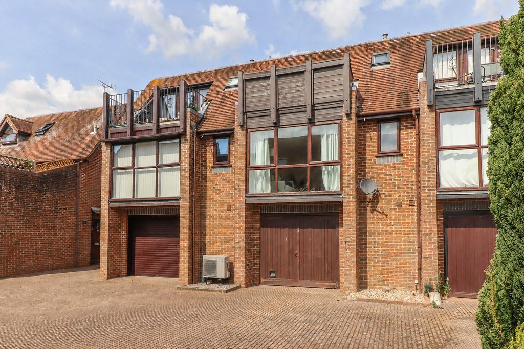 Property photo 2 of 13 Picture No. 03
