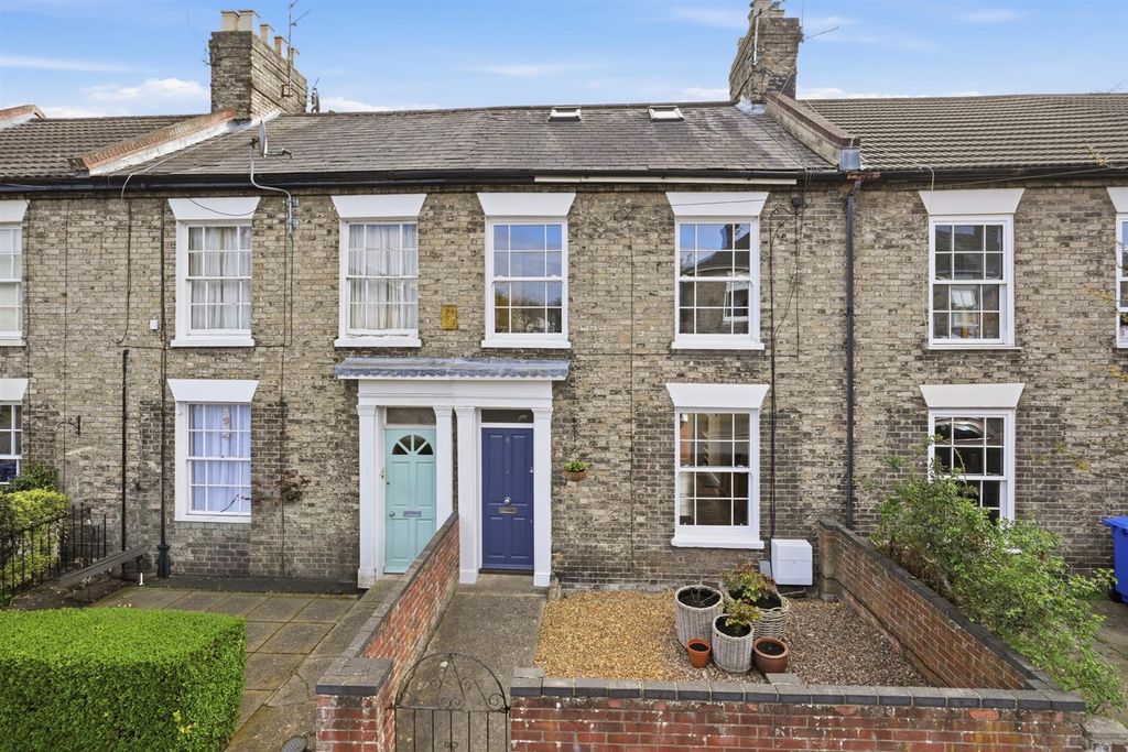 Property photo 1 of 23 6Alexandrard-025.Jpg