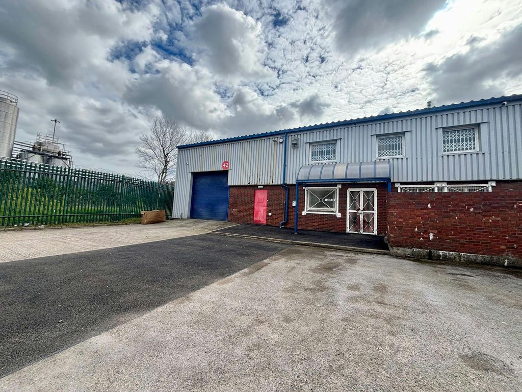 Property photo 2 of 3 42 Portmanmoor 01.Jpg