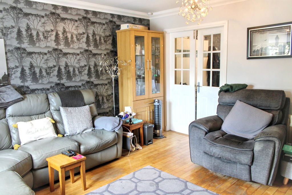Property photo 3 of 23 Photo 24