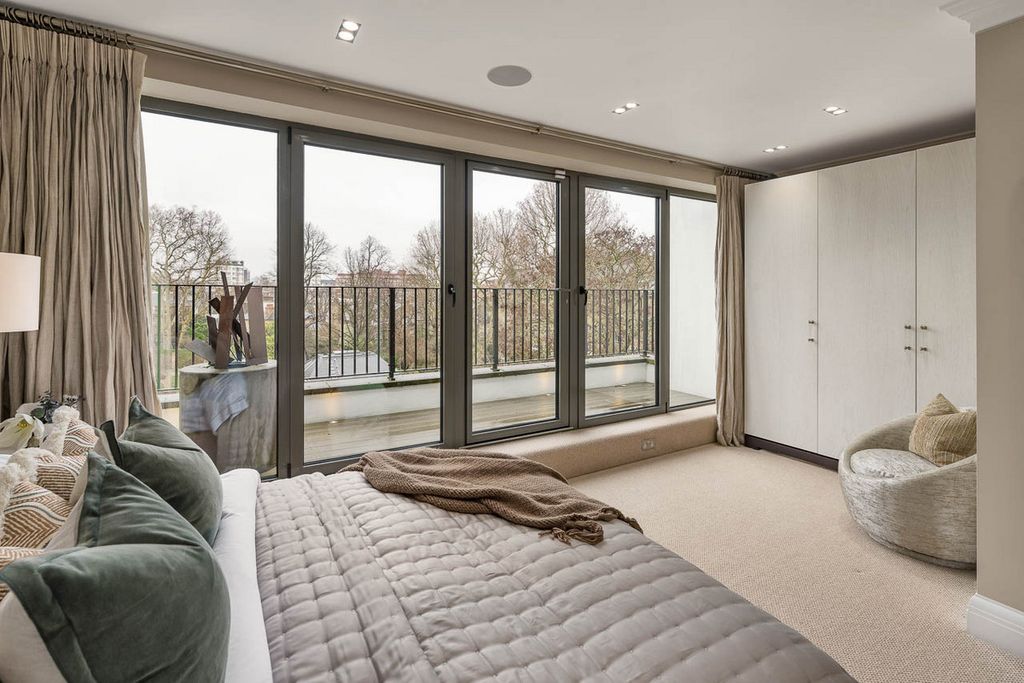 Additional image 16 of 8 bed terraced house to rentCheyne Walk, Chelsea SW3