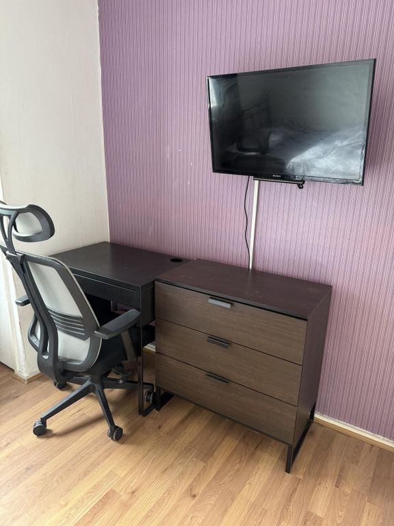 Property photo 3 of 12 Room