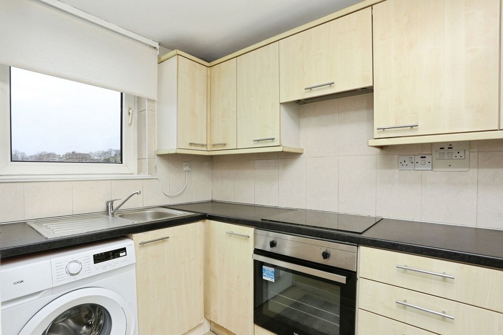 Property photo 2 of 35 Pbox-Img.Jpg