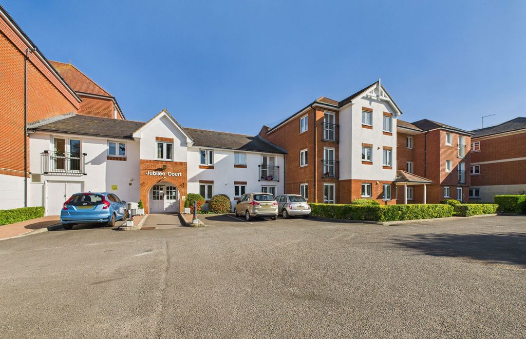 Property photo 1 of 15