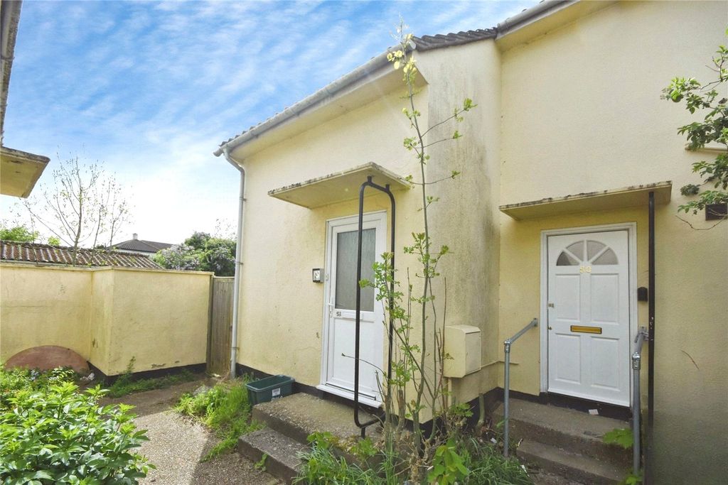 Property photo 1 of 12 Front