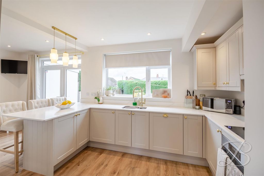 Property photo 3 of 37 Ccltd-14.Jpg