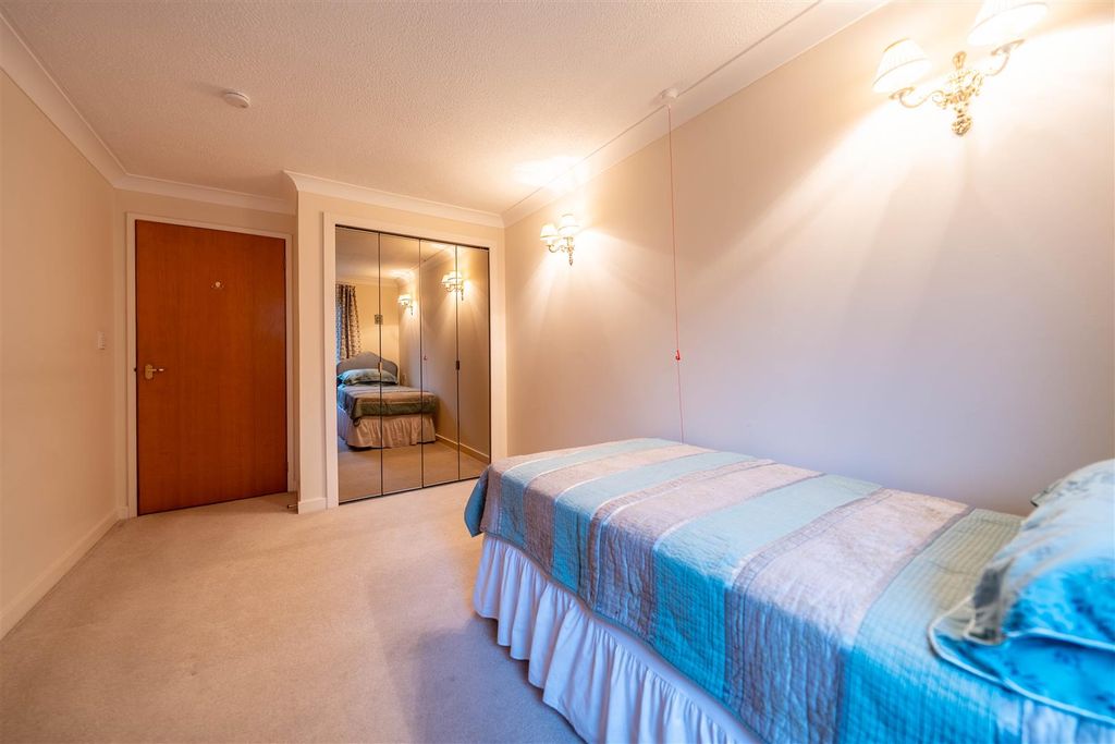 Additional image 10 of 2 bed flat for saleWindsor Terrace, Perth PH2